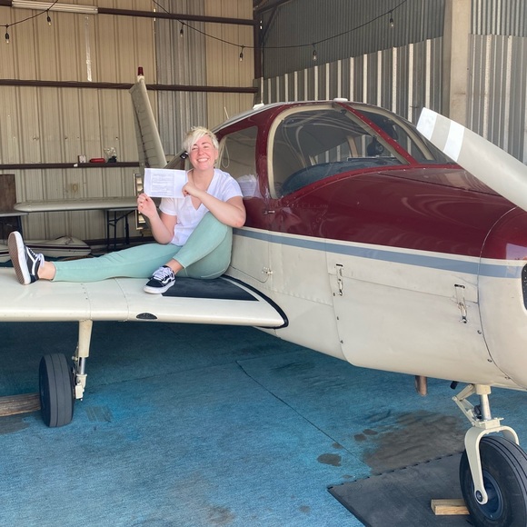 Meet your Posher, Shelby - Picture 2 of 3